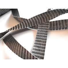 Muestra comercial de cinta plana de fibra de carbono unidireccional de 25mm - 320g/m2