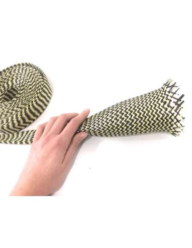 Muestra comercial manga tubular trenzada de fibra de kevlar-carbono de 45mm Ø